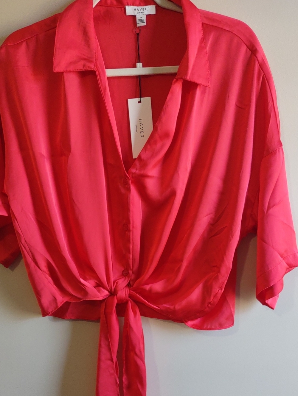 NWTS! HAVER London satin button-down top in a gorgeous, vibrant cherry red.